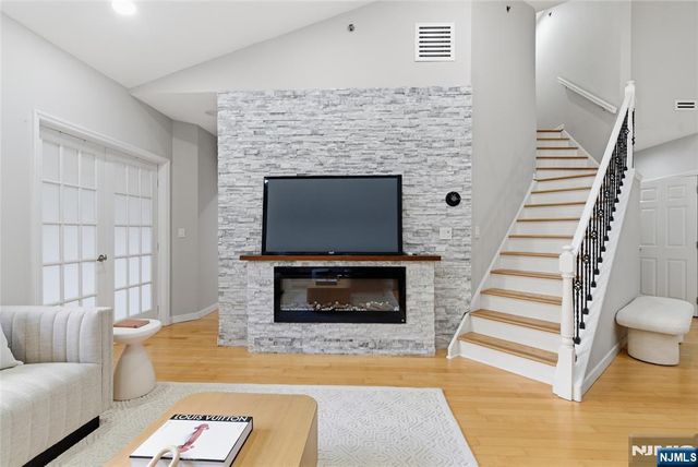 26 Ave At Port Imperial 417, West New York, NJ 07093