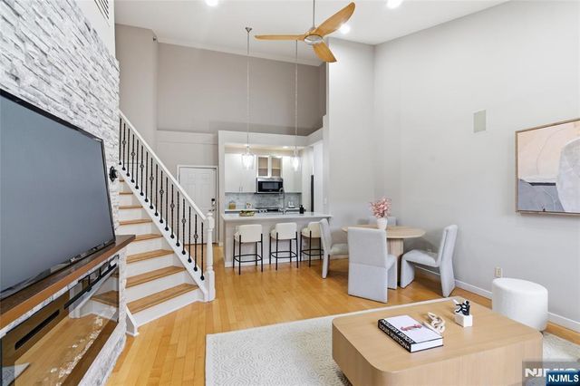 26 Ave At Port Imperial 417, West New York, NJ 07093