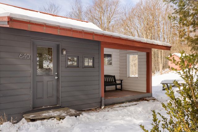 640 Red Hill Knolls Road, Grahamsville, NY 12740