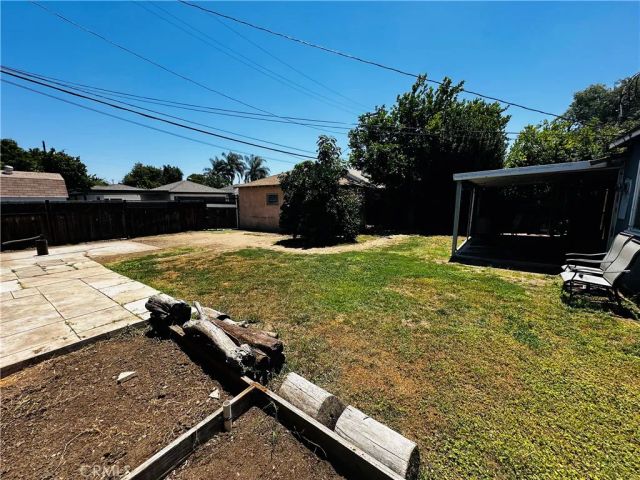 6852 Aura Avenue, Reseda, CA 91335