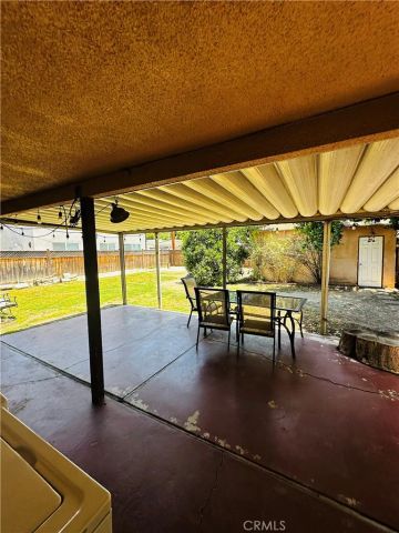 6852 Aura Avenue, Reseda, CA 91335