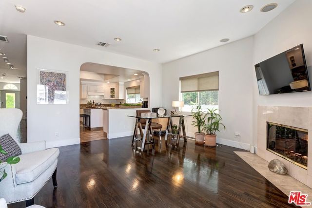 453 N Alfred Street, Los Angeles, CA 90048