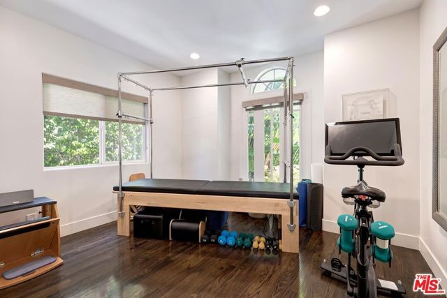 453 N Alfred Street, Los Angeles, CA 90048