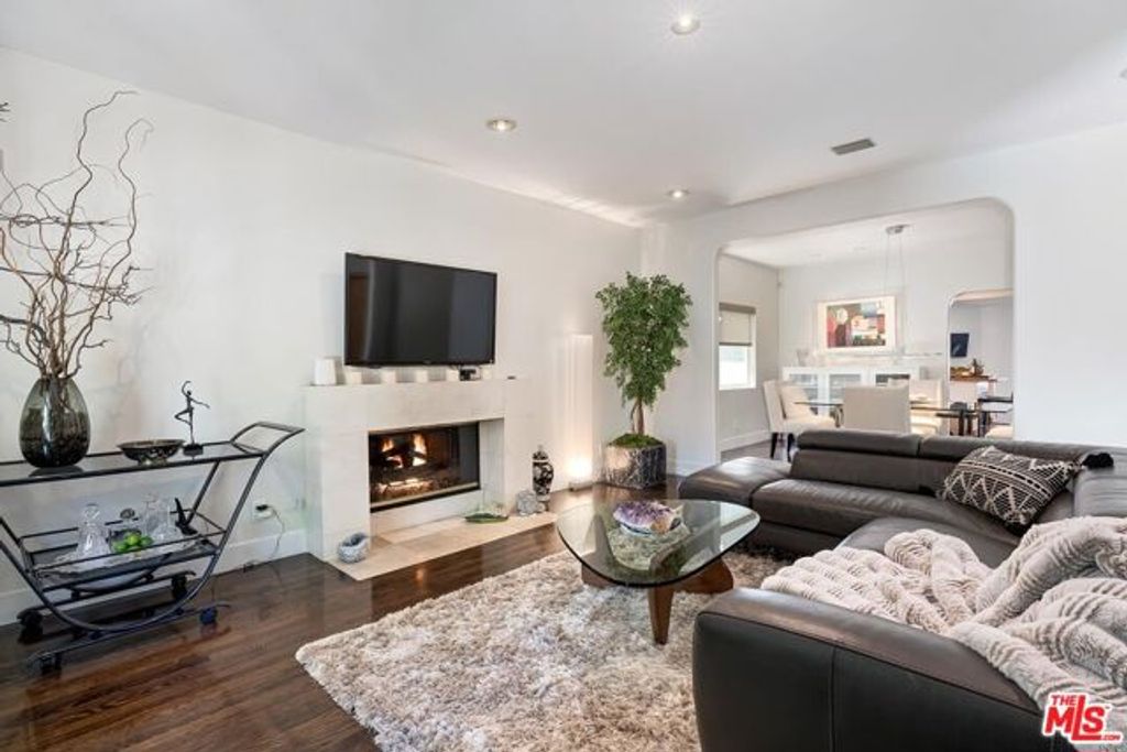 453 N Alfred Street, Los Angeles, CA 90048