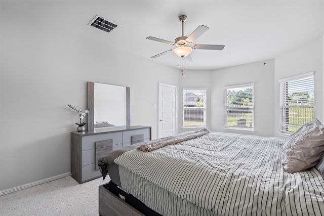 1206 Fox Chase Drive, Mansfield, TX 76063