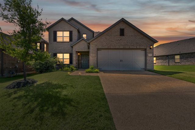 1206 Fox Chase Drive, Mansfield, TX 76063