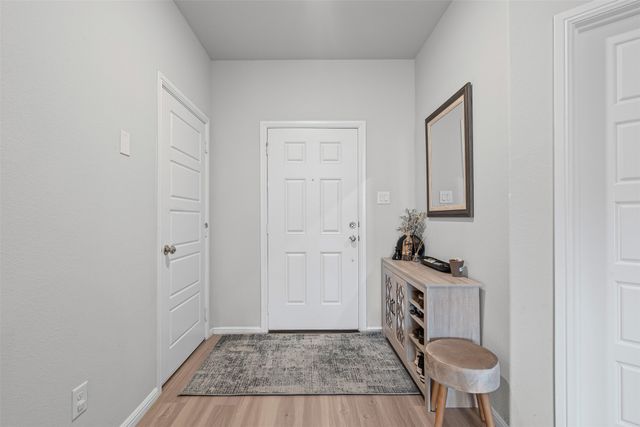 1206 Fox Chase Drive, Mansfield, TX 76063