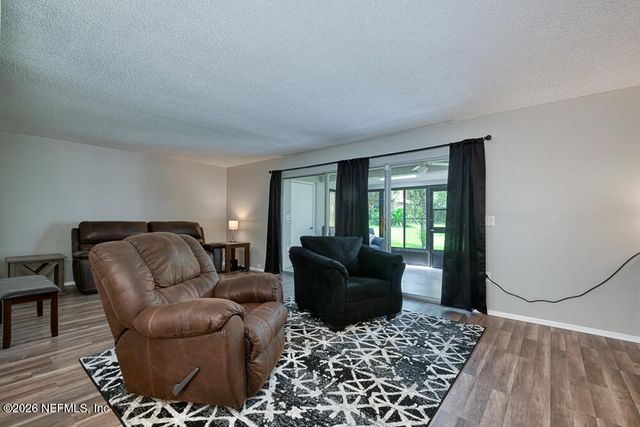 319 GREENCASTLE Road 58, Jacksonville, FL 32225