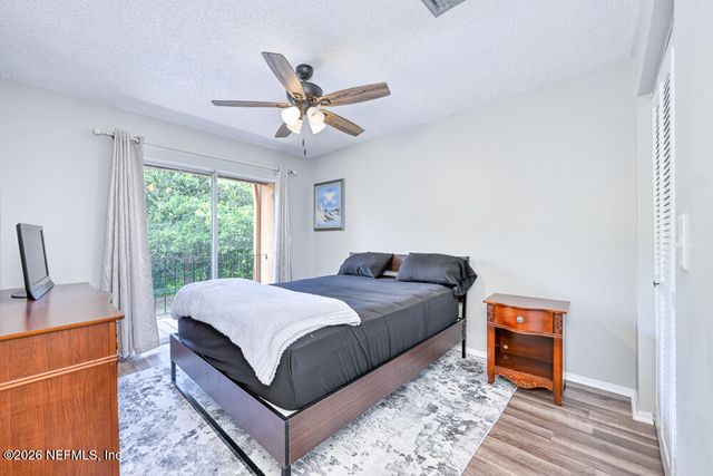 319 GREENCASTLE Road 58, Jacksonville, FL 32225