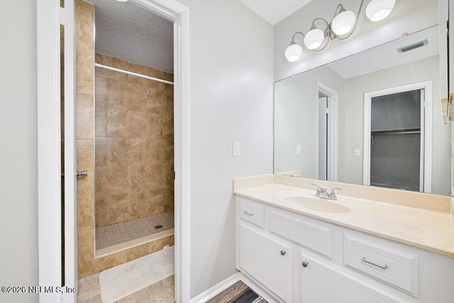 319 GREENCASTLE Road 58, Jacksonville, FL 32225