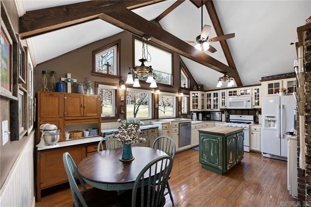 210 Hilltop Drive, Russellville, AR 72802