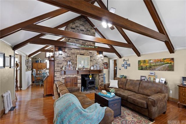 210 Hilltop Drive, Russellville, AR 72802