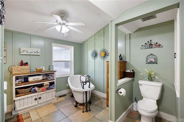 210 Hilltop Drive, Russellville, AR 72802