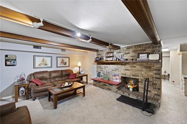 210 Hilltop Drive, Russellville, AR 72802