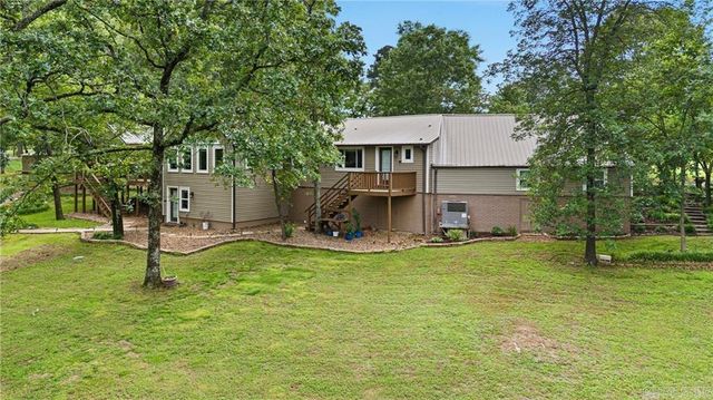 210 Hilltop Drive, Russellville, AR 72802