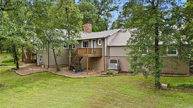 210 Hilltop Drive, Russellville, AR 72802