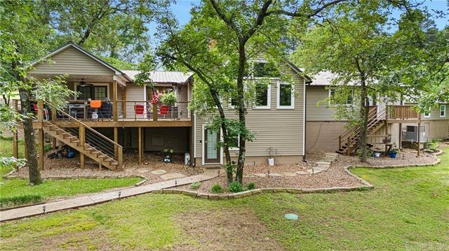 210 Hilltop Drive, Russellville, AR 72802