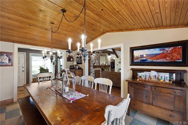 210 Hilltop Drive, Russellville, AR 72802