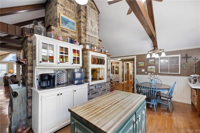 210 Hilltop Drive, Russellville, AR 72802