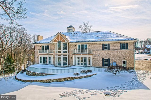 40436 BEACON HILL DR, Leesburg, VA 20176