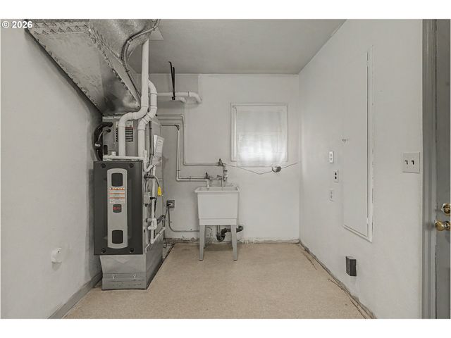 3337 Se HARRISON St, Milwaukie, OR 97222