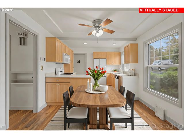 3337 Se HARRISON St, Milwaukie, OR 97222