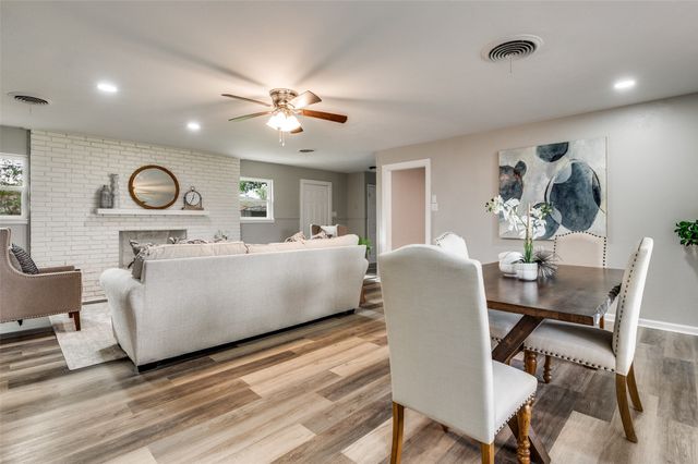 4820 Briarwood Lane, Fort Worth, TX 76103