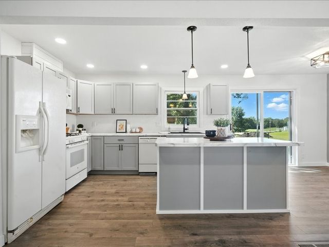 705 South St, Brandon, IA 52210