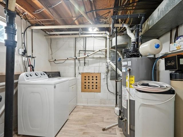 705 South St, Brandon, IA 52210