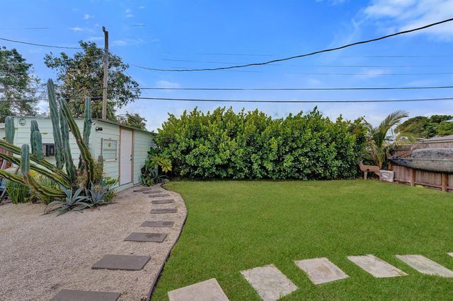 180 NW 48th Court, Oakland Park, FL 33309
