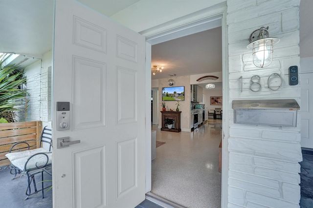 180 NW 48th Court, Oakland Park, FL 33309