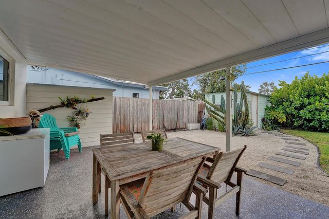 180 NW 48th Court, Oakland Park, FL 33309