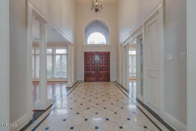 517 Douglas Drive, Johnson City, TN 37604