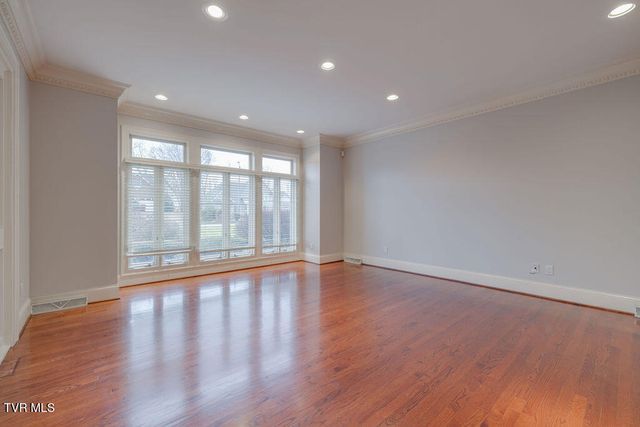 517 Douglas Drive, Johnson City, TN 37604