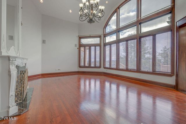 517 Douglas Drive, Johnson City, TN 37604