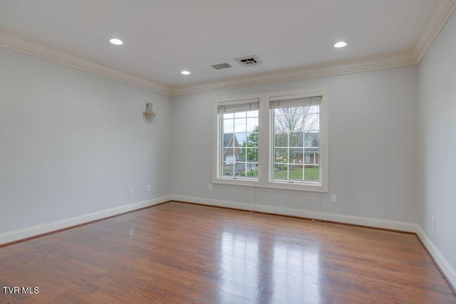 517 Douglas Drive, Johnson City, TN 37604