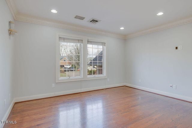 517 Douglas Drive, Johnson City, TN 37604