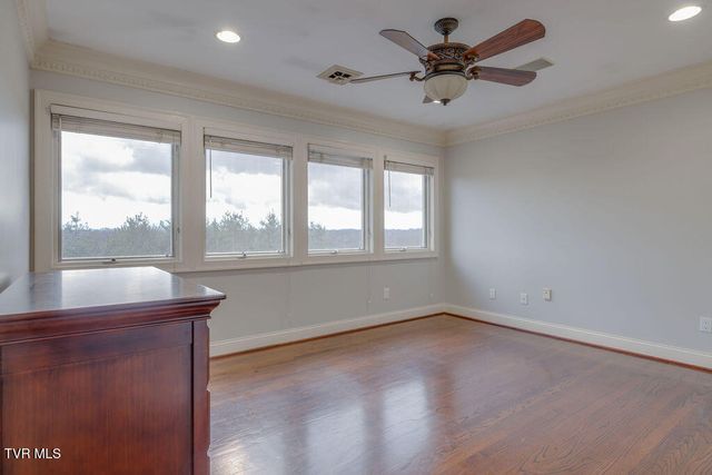 517 Douglas Drive, Johnson City, TN 37604