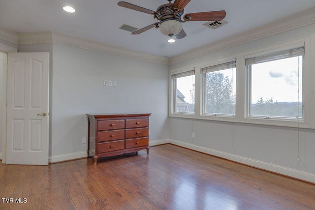 517 Douglas Drive, Johnson City, TN 37604