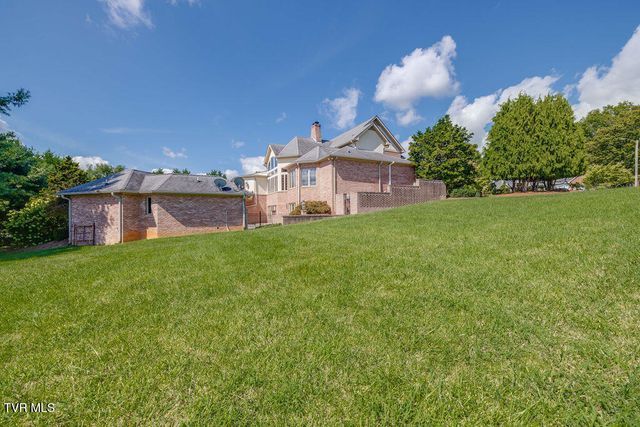 517 Douglas Drive, Johnson City, TN 37604