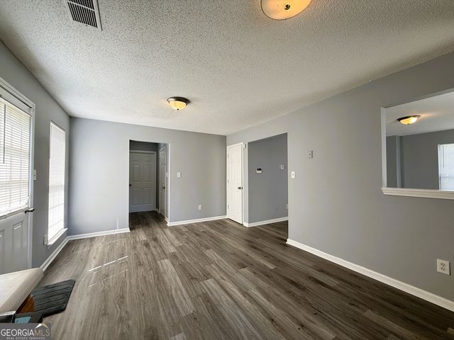 5684 Eagles Feather Lane, Riverdale, GA 30274