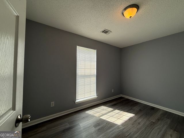 5684 Eagles Feather Lane, Riverdale, GA 30274