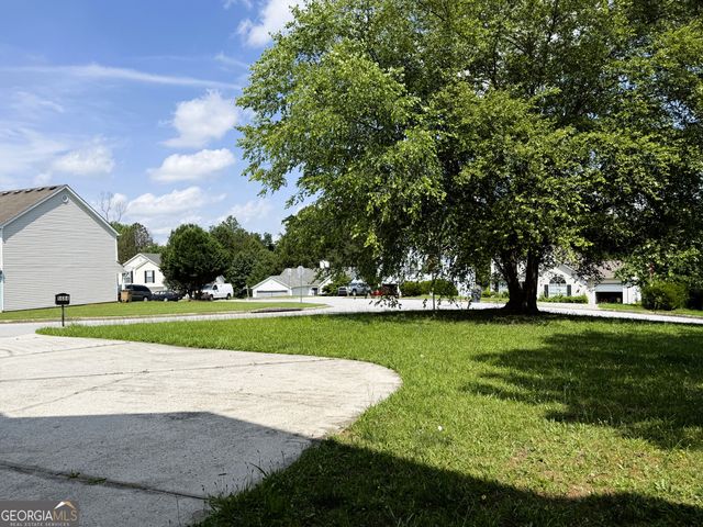 5684 Eagles Feather Lane, Riverdale, GA 30274