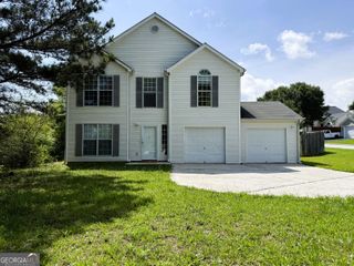 5684 Eagles Feather Lane, Riverdale, GA 30274