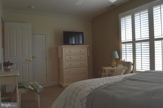 391 N RED HAVEN LN, Dover, DE 19901