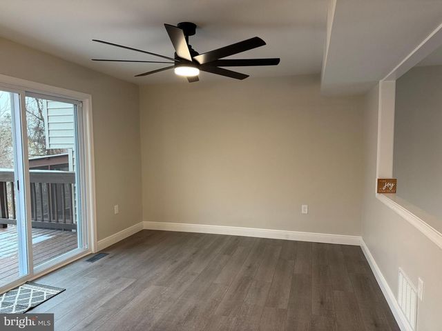 2712 BUXTON RD, Harrisburg, PA 17110