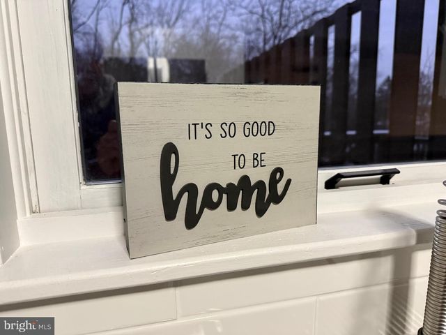 2712 BUXTON RD, Harrisburg, PA 17110