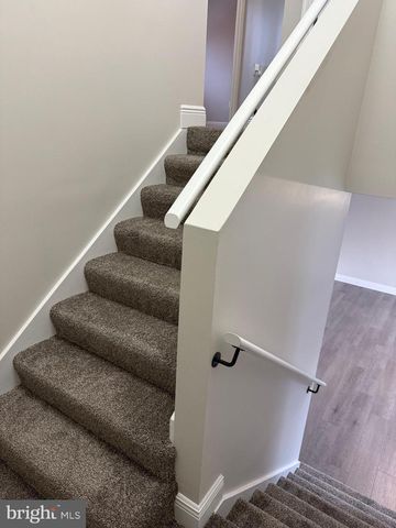 2712 BUXTON RD, Harrisburg, PA 17110