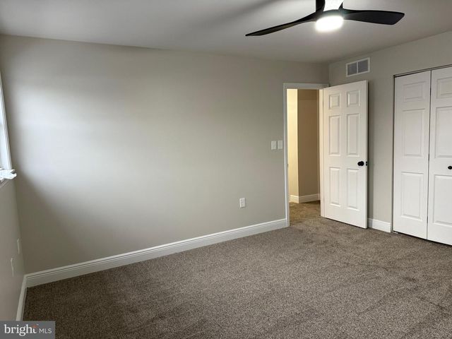 2712 BUXTON RD, Harrisburg, PA 17110