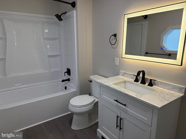 2712 BUXTON RD, Harrisburg, PA 17110